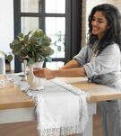 Obrus 140x180 JASPER biały wykończony wyrazistymi frędzlami z kolekcji Premium - 6