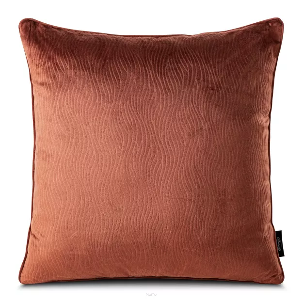 Poszewka welwetowa 40x40 LILI mahoniowa z wytłaczanym falującym wzorem