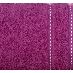 Ręcznik bawełniany 50x90 POLA liliowy z kolorową bordiurą zakończoną stebnowaniem