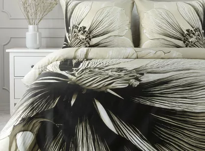 Pościel satynowa 160x200 SPRING 78 jasny beż brąz z wzorem roślinnym z kolekcji Classic