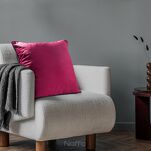Poszewka welwetowa 45x45 GAJA 2 jednokolorowa amarantowa obszyta lamówką - 4