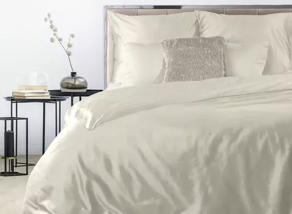 Pościel satynowa 160x200 DINA jednokolorowa gładka beżowa z kolekcji Diva Line