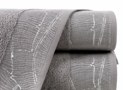 Ręcznik bawełniany 30x50 METALIC stalowy z bordiurą z wzorem liści bananowca i srebrną nicią