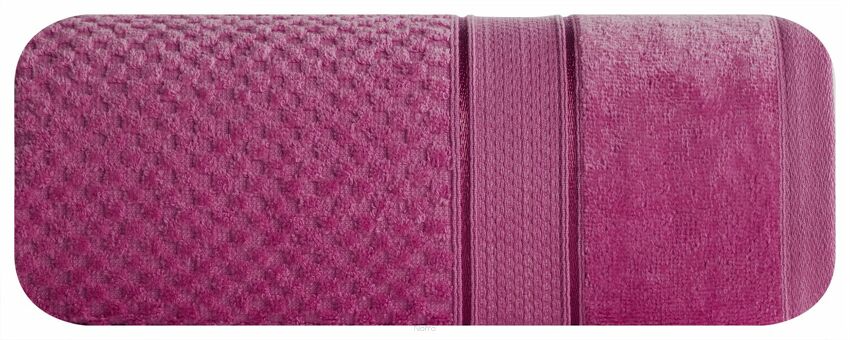 Ręcznik 70x140 JESSI amarantowy z fakturą krateczki i gładką welurową bordiurą