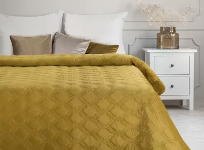 Narzuta welwetowa 220x240 SOFIA 5 miodowa pikowana hot press w geometryczny wzór