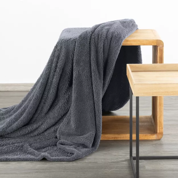 Koc na fotel 70x160 LORI stalowy puszysty jednokolorowy z kolekcji Design 91