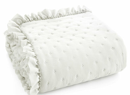 Narzuta z mikrofibry 170x210 LIBI 3 kremowa pikowana w delikatny wzór z falbaną