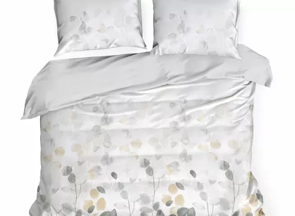 Pościel satynowa 160x200 SPRING 94 biała z wzorem popielatych liści z kolekcji Classic