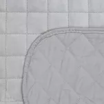 Narzuta welwetowa 170x210 LUIZ 5 jasny srebrny pikowana w subtelny geometryczny wzór z kolekcji Design 91 - 5