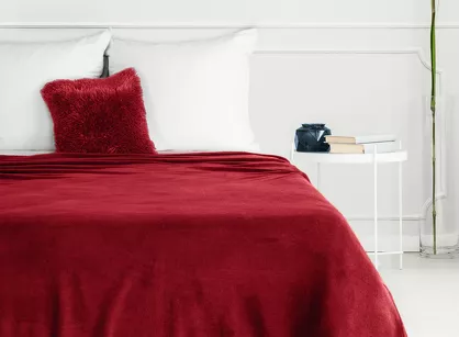 Koc jednokolorowy 150x200 SIMPLE 1 bordowy wyjątkowo miękki