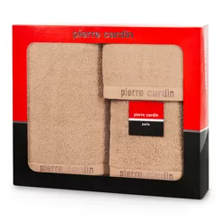 Komplet ręczników EVI Pierre Cardin ciemny puder zdobione bordiurą w kolorze ręcznika z logo marki z kolekcji Premium