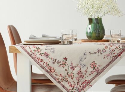 Obrus gobelinowy 140x180 THAI naturalny różowy wzór kwiatu wiśni