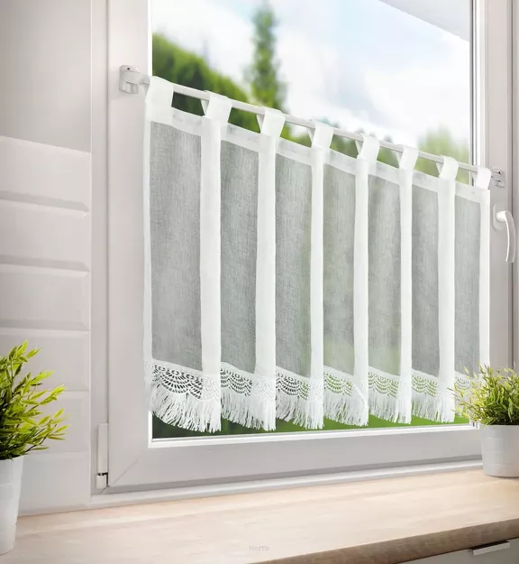 Zazdrostka na szelkach 150x60 ROXANA biała z etaminy zdobiona gipiurą z frędzelkami