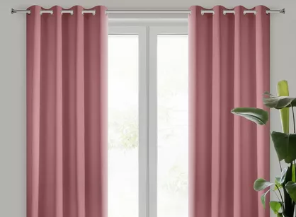 Zasłona na przelotkach 140x250 RITA jednokolorowa ciemny róż z miękkiej tkaniny