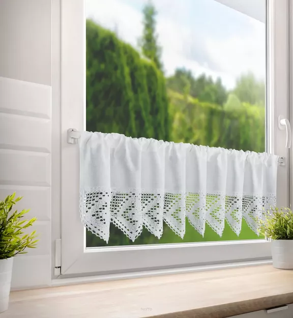 Zazdrostka w tunelu 150x30 ISAAC biała z bawełny zdobiona koronką