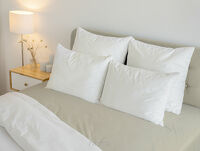 Prześcieradło z bawełny renforce z gumką 160x200 beżowe BASIC - 8