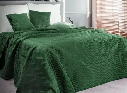 Narzuta welwetowa 220x240 SOFIA ciemna zieleń pikowana w gęstą jodełkę