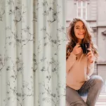 Zasłona gotowa na taśmie 140x270 SELENA welwetowa kremowa z nadrukiem kwiatu jabłoni - 2