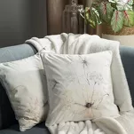 Poszewka welwetowa 45x45 VELVET 127 kremowa z designerskim beżowym wzorem botanicznym obszyta lamówką - 3