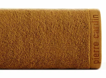Ręcznik 50x90 EVI Pierre Cardin miodowy zdobiony bordiurą w kolorze ręcznika z logo marki
