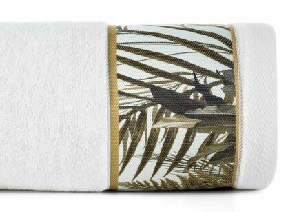 Ręcznik 50x90 EVA 17 Eva Minge biały zdobiony bordiurą z botanicznym wzorem w liście z kolekcji Premium