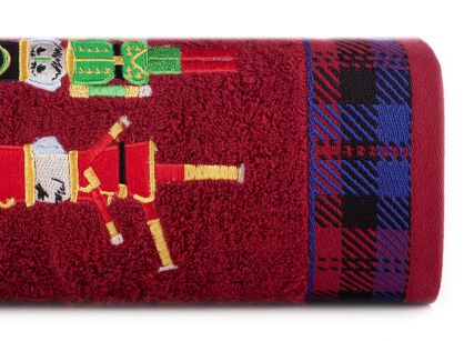 Ręcznik świąteczny 50x90 PETER 2 czerwony z haftem dziadka do orzechów i żakardową bordiurą w kratkę