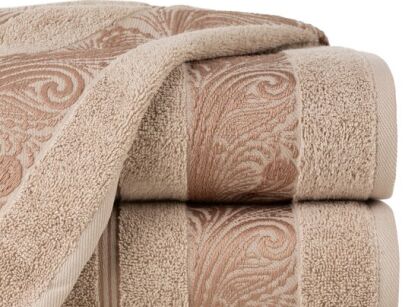 Ręcznik bawełniany 70x140 SYLWIA 1 brązowy z bordiurą żakardową w ornamentowy wzór