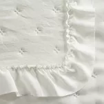 Narzuta z mikrofibry 220x240 LIBI 3 kremowa pikowana w delikatny wzór z falbaną - 4