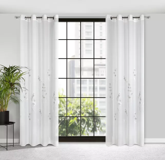 Firana na przeIotkach 140x250 ISABEL biała z etaminy zdobiona kwiatowym wzorem