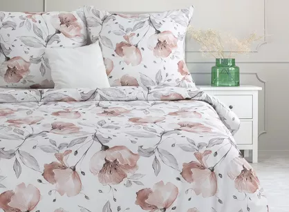 Pościel bawełniana 140x200 NICKY biała z nadrukiem w kolorze rudych kwiatów z kolekcji Classic