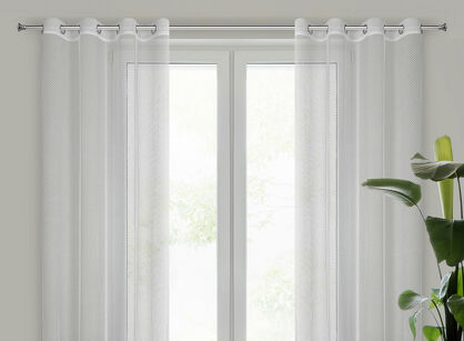 Firana na przelotkach 140x250 ABI biała o strukturze siatki