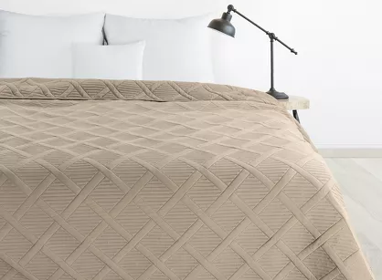 Narzuta 200x220 ALARA 5 beżowa pikowana z mikrofibry wzór rombów