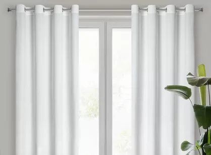 Zasłona na przelotkach 140x250 MELANIE welwetowa biała o aksamitnej strukturze