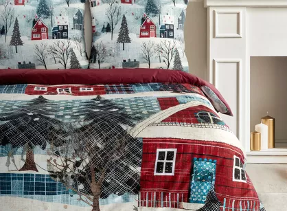 Pościel świąteczna 140x200 NIKO czerwono niebieska świąteczne miasteczko z satyny bawełnianej