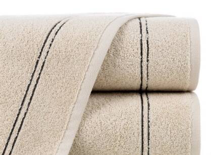Ręcznik bawełniany 30x50 REGINA beżowy zdobiony dwoma delikatnymi pasaczkami