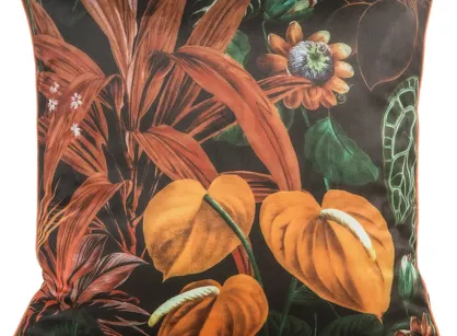 Poszewka welwetowa 45x45 VELVET 104 czarna z wzorem pomarańczowych wyrazistych kwiatów obszyta lamówką
