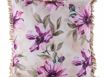 Poszewka na taras 45x45 GARDEN 29 kremowa wodoodporna różowa styl kwiatowy z frędzlami