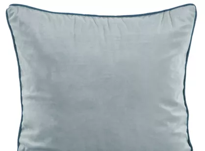 Poszewka welwetowa 45x45 GAJA 2 jednokolorowa szałwiowa obszyta lamówką