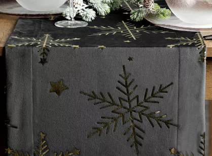 Bieżnik świąteczny 40x140 20A welwetowy czarny w śnieżynki