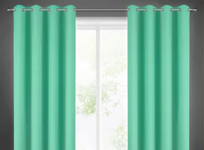 Zasłona na przelotkach 140x250 ADORE miętowa z jednobarwnej gładkiej tkaniny Design 91
