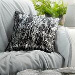 Poszewka 45x45 ELISE zaciemniająca typu dimout stalowa z marmurkowym srebrnym nadrukiem - 3