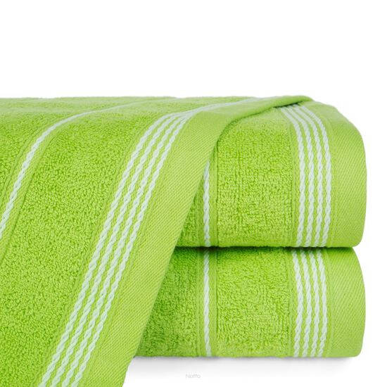 Ręcznik bawełniany 70x140 MIRA jasny zielony zdobiony bordiurą w pasy