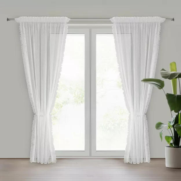 Firana na taśmie 140x270 AGNESS biała o strukturze siatki zdobiona koronką