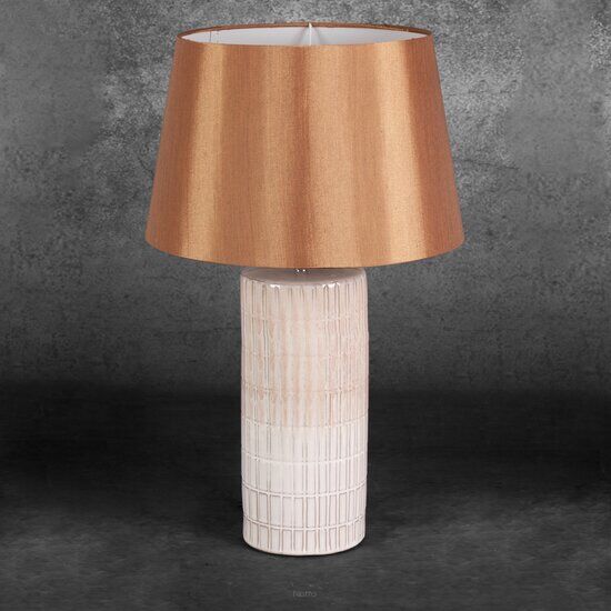 Lampa stołowa fi 33x56 EDNA kremowa beżowa o opływowym kształcie z beżowym abażurem