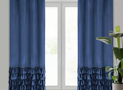 Zasłona na przelotkach 140x250 CARLI welwetowa granatowa jednokolorowa zdobiona w dolnej części falbanami z paskiem cyrkonii