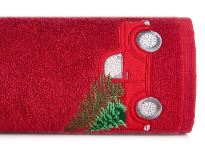 Ręcznik świąteczny 70x140 SANTA 22 czerwony w autko z choinką