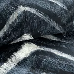 Pościel satynowa 140x200 SPRING 61 ciemny granat z wzorem geometrycznym z kolekcji Classic - 3