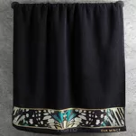 Ręcznik 70x140 EVA 15 Eva Minge czarny zdobiony bordiurą z designerskim wzorem w motyle z kolekcji Premium - 3