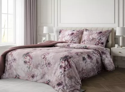 Pościel z makosatyny 220x200 REINA 51 beżowa fioletowa z wzorem kwiatów z kolekcji Reina Line