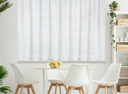 Firana na taśmie 400x145 VIOLA biała z etaminy z delikatnym połyskiem